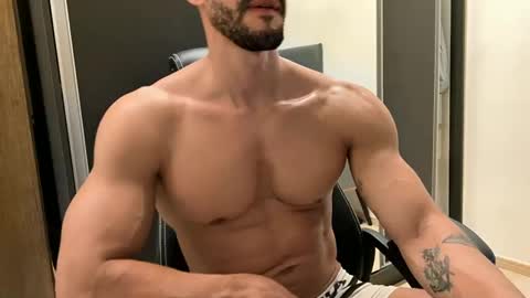 Arthur Villasboas online show from 12-04-24, 04:21