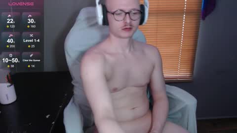 Snapshot of aruthune chatting on 03-09-26, 09:41 aruthune online show from 03-09-26, 09:41