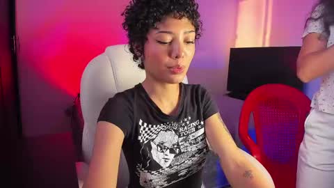 Ariana and Kelsieh online show from 03-11-25, 10:42