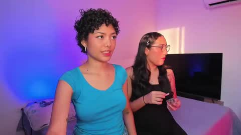 Ariana and Kelsieh online show from 03-12-25, 10:28