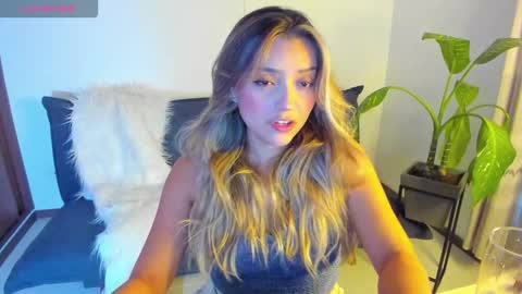 Snapshot of ary_cam230 chatting on 11-16-25, 10:48 Zahaara online show from 11-16-25, 10:48