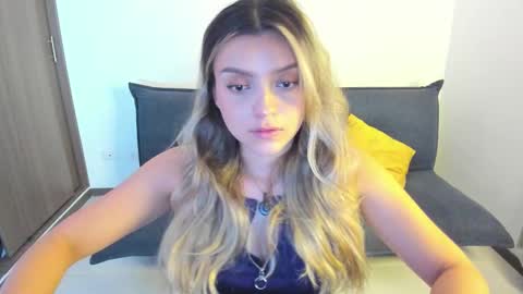 Snapshot of ary_cam230 chatting on 12-17-25, 10:16 Zahaara online show from 12-17-25, 10:16