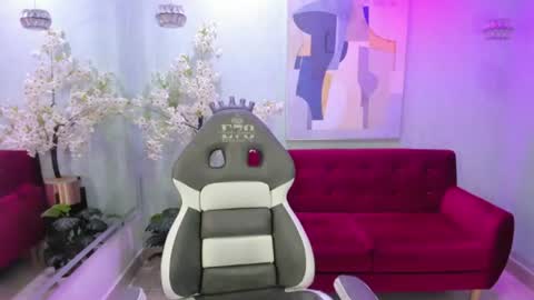 Snapshot of ary_gala chatting on 07-18-26, 03:33 ARY. online show from 07-18-26, 03:33