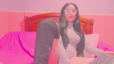 Snapshot of ary_z chatting on 01-26-25, 03:27 Ary online show from 01-26-25, 03:27