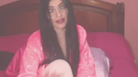 Snapshot of ary_z chatting on 03-10-25, 05:00 Ary online show from 03-10-25, 05:00