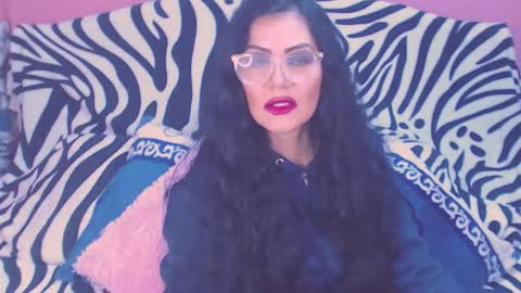 Snapshot of ary_z chatting on 10-31-25, 03:29 Ary online show from 10-31-25, 03:29