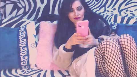 Snapshot of ary_z chatting on 11-22-25, 03:05 Ary online show from 11-22-25, 03:05