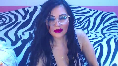 Snapshot of ary_z chatting on 02-04-26, 11:53 Ary online show from 02-04-26, 11:53