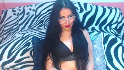 Snapshot of ary_z chatting on 03-05-26, 11:45 Ary online show from 03-05-26, 11:45