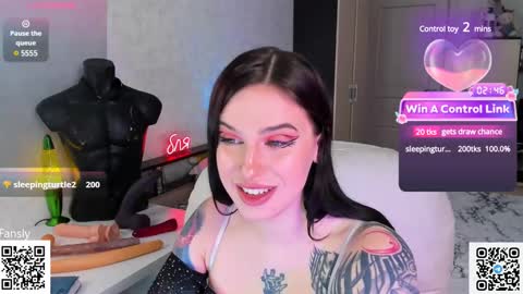 Snapshot of arya_deepthroat_queen chatting on 12-15-24, 06:04 Arya Fn Talented Arya online show from 12-15-24, 06:04