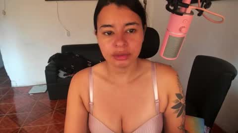 Arya Miller online show from 10-04-25, 01:42