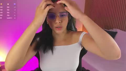 Snapshot of arya_ruiz chatting on 01-27-25, 12:26 Arya online show from 01-27-25, 12:26