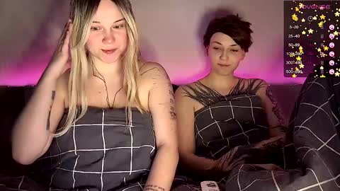 Arya brunett and Cassie blond online show from 12-26-24, 05:15