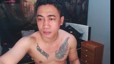 Snapshot of asanhardasrock chatting on 10-19-25, 08:59 joe eros online show from 10-19-25, 08:59