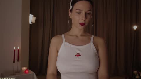 Snapshot of asensse chatting on 02-14-25, 07:44 Call me Ann online show from 02-14-25, 07:44