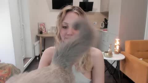 Snapshot of ash1y chatting on 04-05-26, 05:04 Ashley but u can call me Ash im living with neighbor we just friends pls dont ask we not couple online show from 04-05-26, 05:04