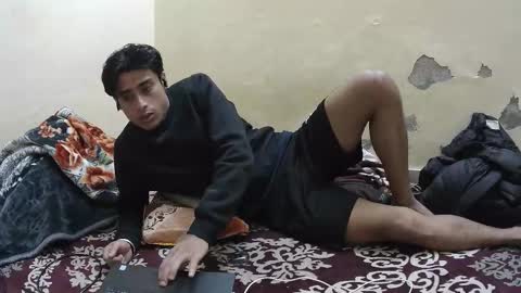 Snapshot of ash2730 chatting on 11-11-25, 06:19 ash2730 online show from 11-11-25, 06:19