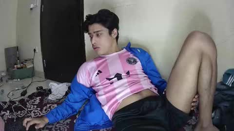 Snapshot of ash2730 chatting on 12-01-25, 07:52 ash2730 online show from 12-01-25, 07:52