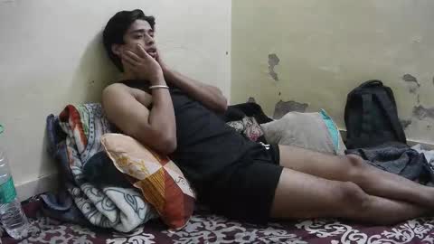 Snapshot of ash2730 chatting on 12-04-25, 06:27 ash2730 online show from 12-04-25, 06:27