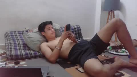 Snapshot of ash2730 chatting on 07-11-26, 08:33 ash2730 online show from 07-11-26, 08:33