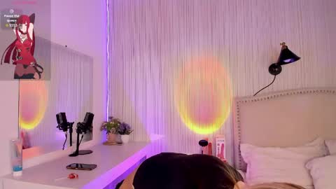 Ashley online show from 05-12-26, 01:08