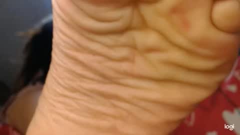 Snapshot of ash_nicefeet chatting on 02-08-26, 05:00 ashley online show from 02-08-26, 05:00