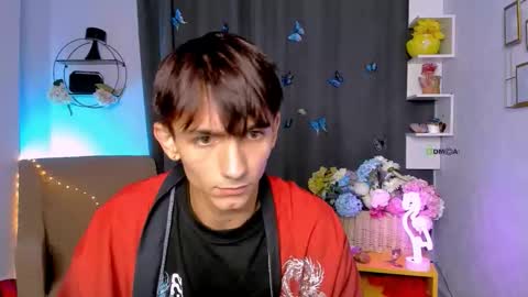 Snapshot of ash_raven_ chatting on 09-24-25, 07:06 ash_raven_ online show from 09-24-25, 07:06