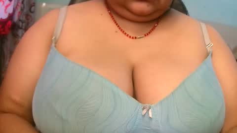 Snapshot of asha3388 chatting on 12-04-25, 04:11 SONI online show from 12-04-25, 04:11