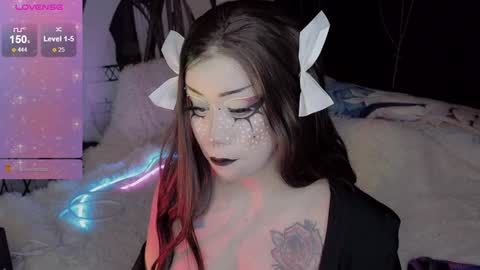 Snapshot of asha_nekooo chatting on 12-25-24, 11:31 Sasha next stream December 4st at 0000- 0030 am German time online show from 12-25-24, 11:31