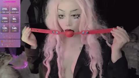 Snapshot of asha_nekooo chatting on 09-12-25, 12:33 Sasha next stream December 4st at 0000- 0030 am German time online show from 09-12-25, 12:33