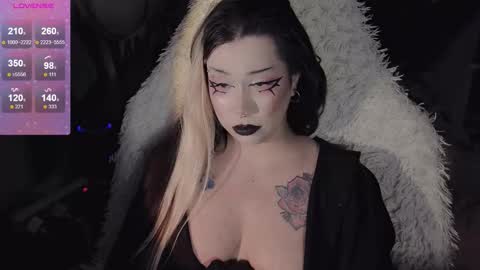 Snapshot of asha_nekooo chatting on 11-08-25, 11:14 Sasha next stream December 4st at 0000- 0030 am German time online show from 11-08-25, 11:14