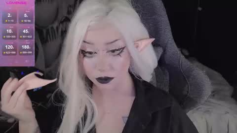 Snapshot of asha_nekooo chatting on 12-21-25, 11:56 Sasha next stream December 4st at 0000- 0030 am German time online show from 12-21-25, 11:56