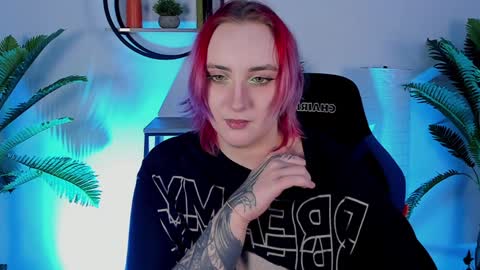 AshleyAshe  online show from 01-19-25, 11:00