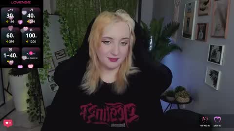 Snapshot of asheluck chatting on 05-24-26, 03:44 AshleyAshe online show from 05-24-26, 03:44