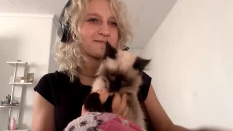 July online show from 11-28-25, 07:00