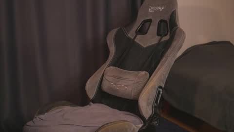 Jerk Machine online show from 02-12-26, 01:06