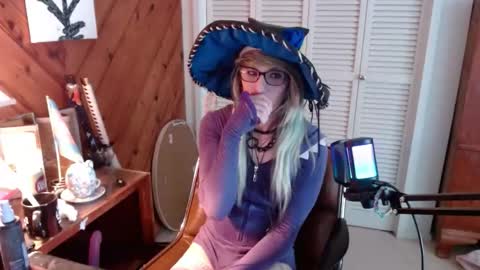 Snapshot of ashethegengar chatting on 03-23-26, 08:02 Ashley Scarlett online show from 03-23-26, 08:02