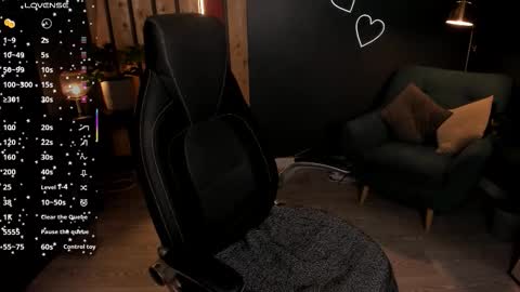 Ash online show from 11-18-25, 12:31