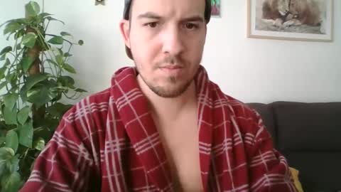 Snapshot of ashiat chatting on 12-16-24, 09:24 ashiat online show from 12-16-24, 09:24