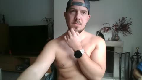 Snapshot of ashiat chatting on 01-07-25, 10:32 ashiat online show from 01-07-25, 10:32