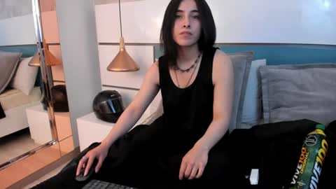 Ashkoreh online show from 06-17-26, 08:21