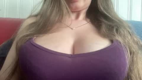 Snapshot of ashley0069xx chatting on 04-23-26, 01:13 ashley0069xx online show from 04-23-26, 01:13