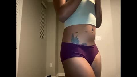 Snapshot of ashley865944 chatting on 03-02-25, 06:05 ashley865944 online show from 03-02-25, 06:05