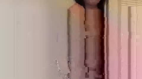 Snapshot of ashley865944 chatting on 03-05-26, 05:03 ashley865944 online show from 03-05-26, 05:03