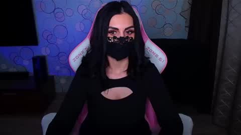   Yasmina   online show from 12-21-25, 03:57