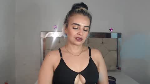 ashley__tylor online show from 02-15-25, 03:31