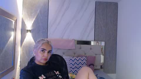 ashley__tylor online show from 07-10-26, 03:55