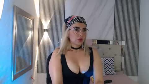 ashley__tylor online show from 07-24-26, 07:45