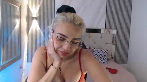 ashley__tylor online show from 07-25-26, 09:56