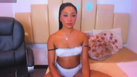Snapshot of ashley__walker chatting on 06-19-26, 03:55 ashley online show from 06-19-26, 03:55